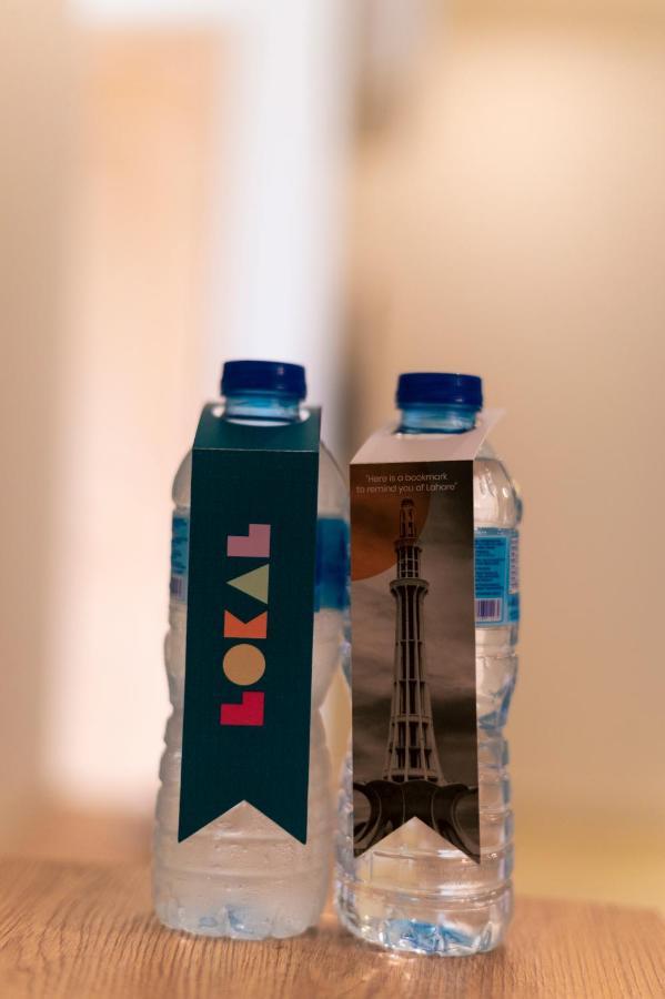 Lokal Rooms X Gulberg ラホール エクステリア 写真